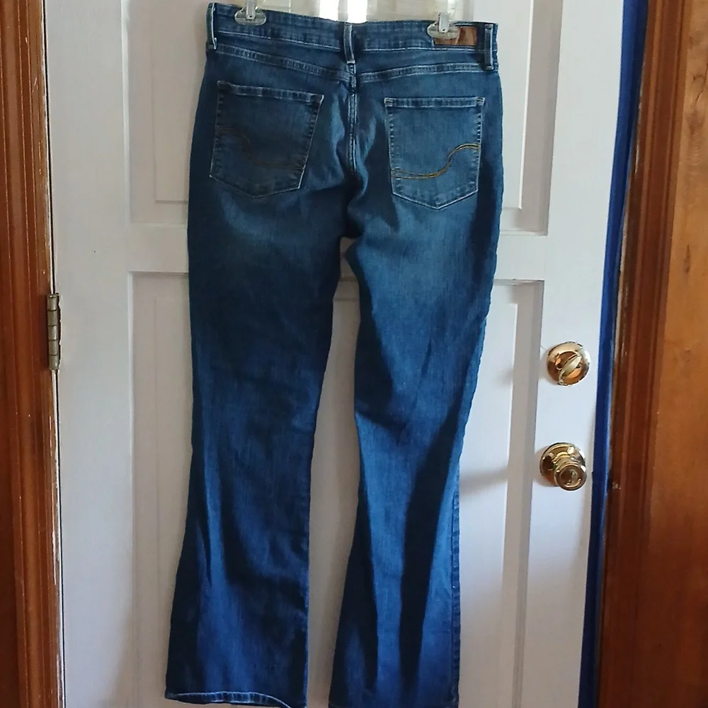 Levi's Blue Boot Cut Jeans Classic Denim Style - Picture 7 of 9